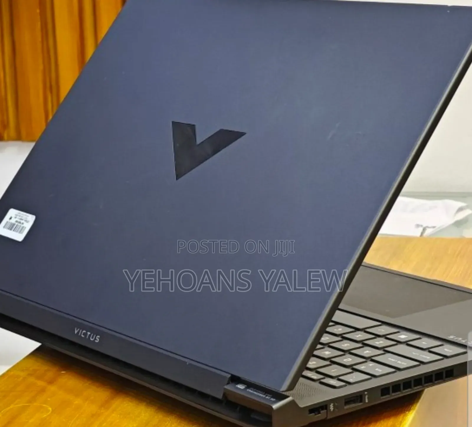 New Laptop HP Victus 15 16GB AMD Ryzen 7 SSD 1T