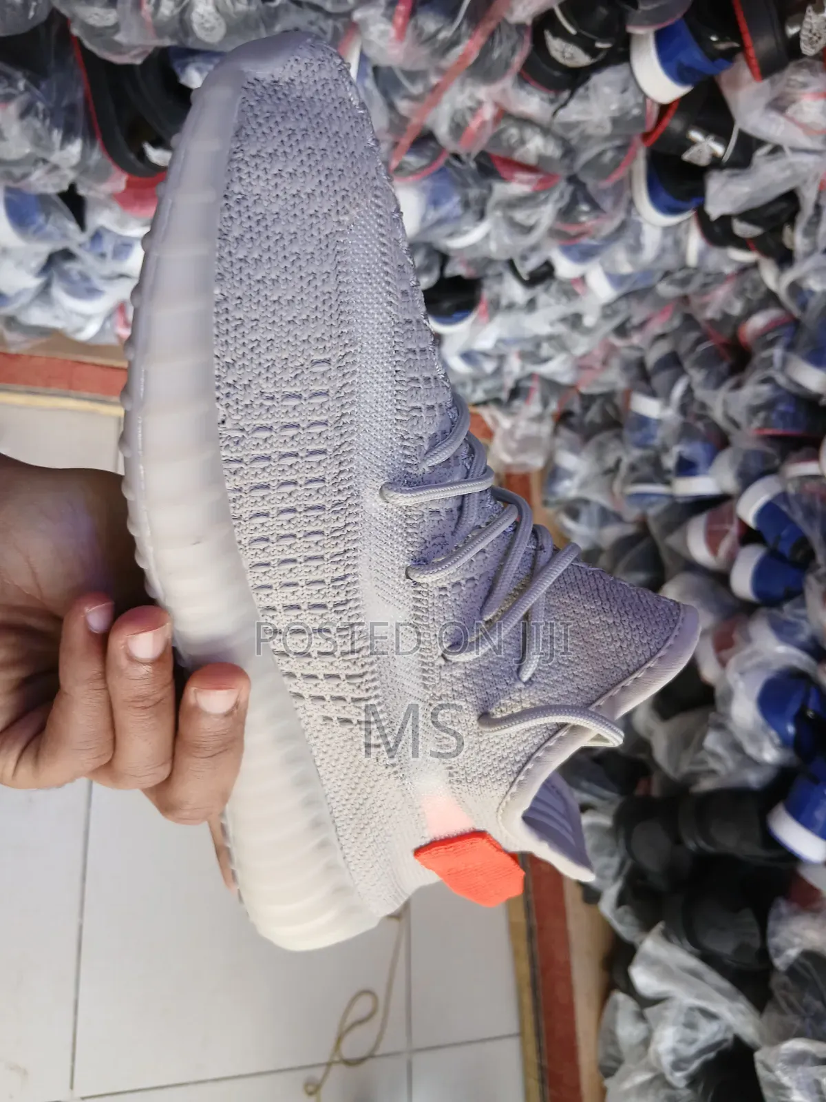 Original Adidas Yeezy Boost 360 V2