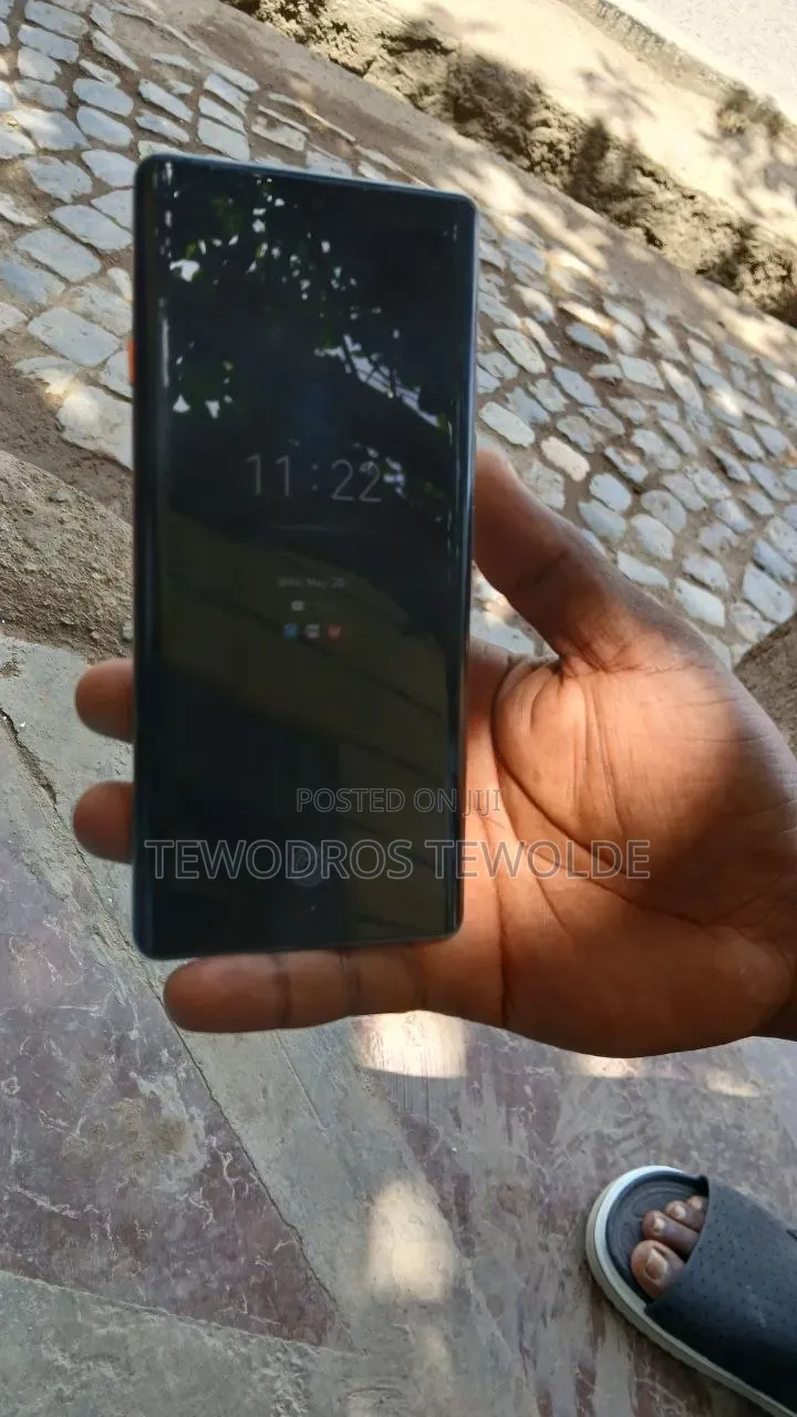 Tecno Camon 40 256 GB Silver