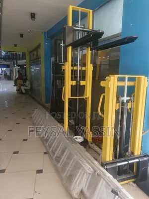 Manual Hydraulic Pallet
