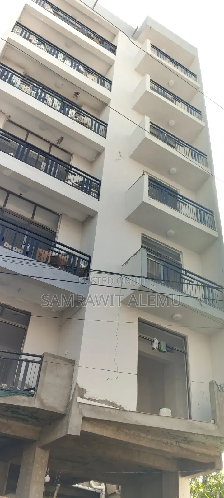 2bdrm Apartment in አዋሬ, Yeka for sale
