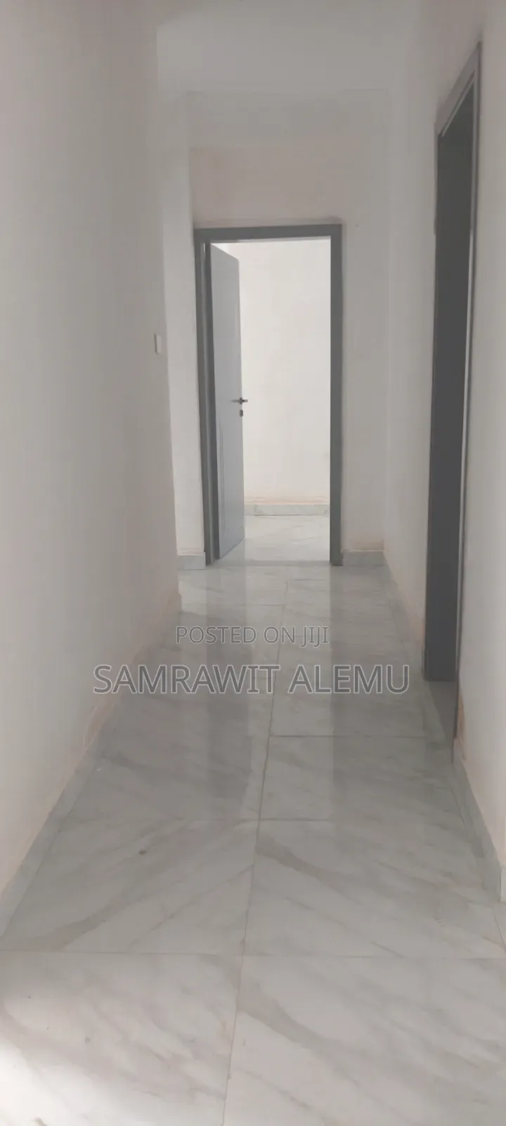 2bdrm Apartment in አዋሬ, Yeka for sale