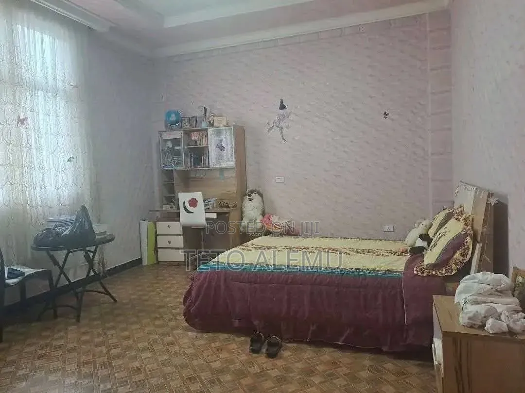 Furnished 8bdrm House in 🏡✨ የሚሸጥ ዘመናዊ G+2 ቤት, Bole for sale