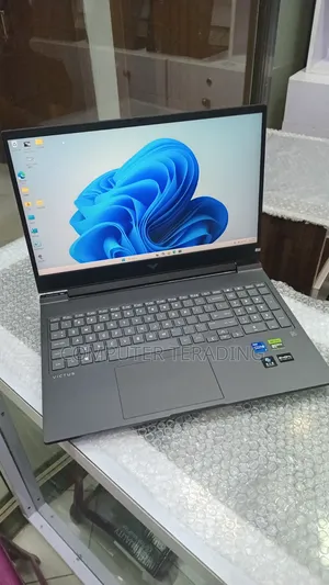 New Laptop HP Victus 16 16GB Intel Core i7 SSD 1T