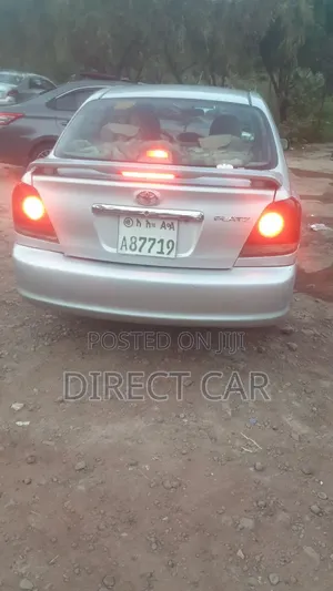 Toyota Platz 2005 Silver