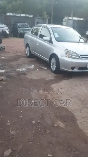 Toyota Platz 2005 Silver