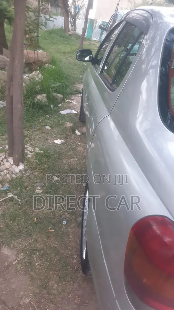 Toyota Platz 2005 Silver