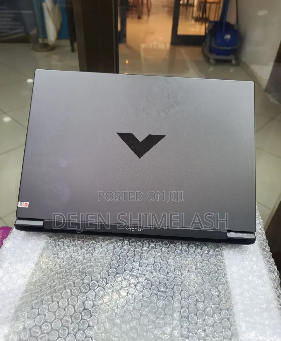 New Laptop HP Victus 16 16GB Intel Core i7 SSD 1T