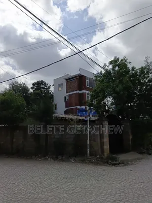 7bdrm House in Bole Dembel, G+3 for sale
