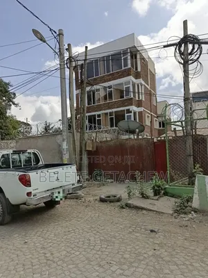 7bdrm House in Bole Dembel, G+3 for sale