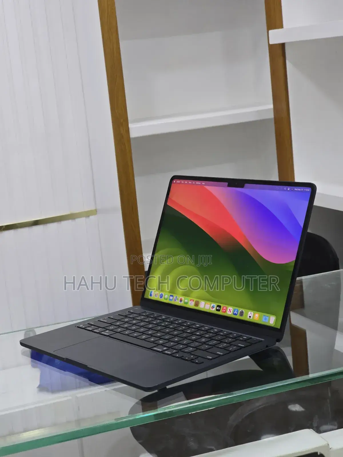 New Laptop Apple MacBook Air 2025 M4 13-inch 16GB Apple M4 SSD 256GB
