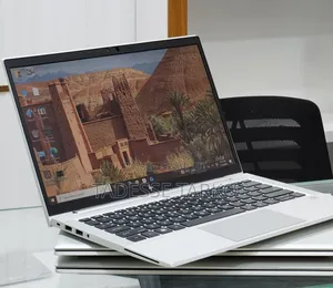 New Laptop HP EliteBook 830 G8 16GB Intel Core i7 SSD 512GB