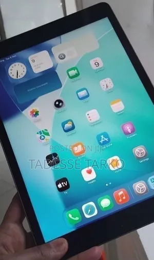 New Apple iPad 10.2 (2021) 64 GB Silver