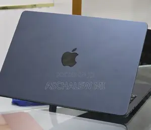New Laptop Apple MacBook Air 2025 M4 13-inch 16GB Apple M4 SSD 256GB
