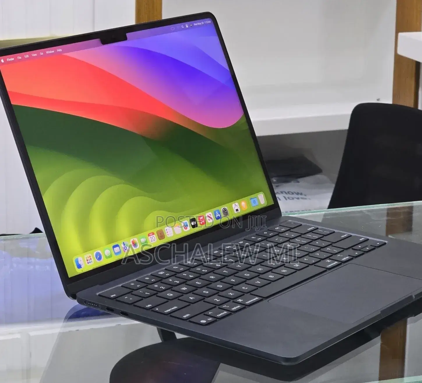 New Laptop Apple MacBook Air 2025 M4 13-inch 16GB Apple M4 SSD 256GB