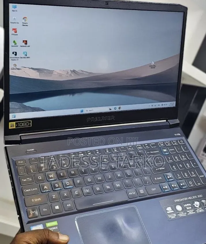 New Laptop Acer Predator Helios 300 16GB Intel Core i7 SSD 512GB