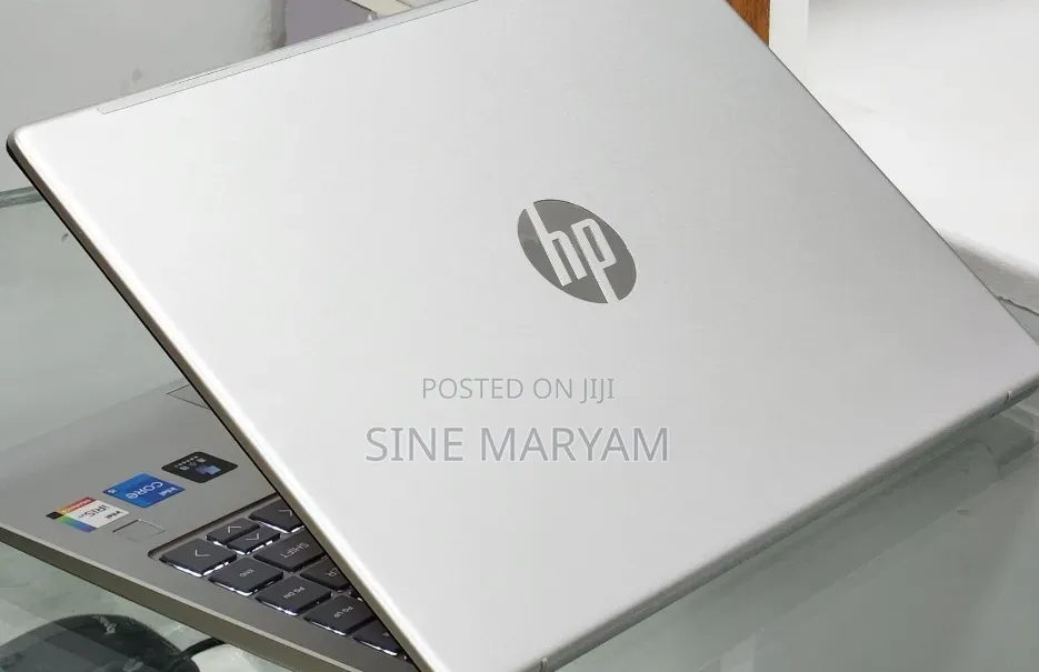New Laptop HP Envy 15 8GB Intel Core i5 HDD+SSD 1.5T