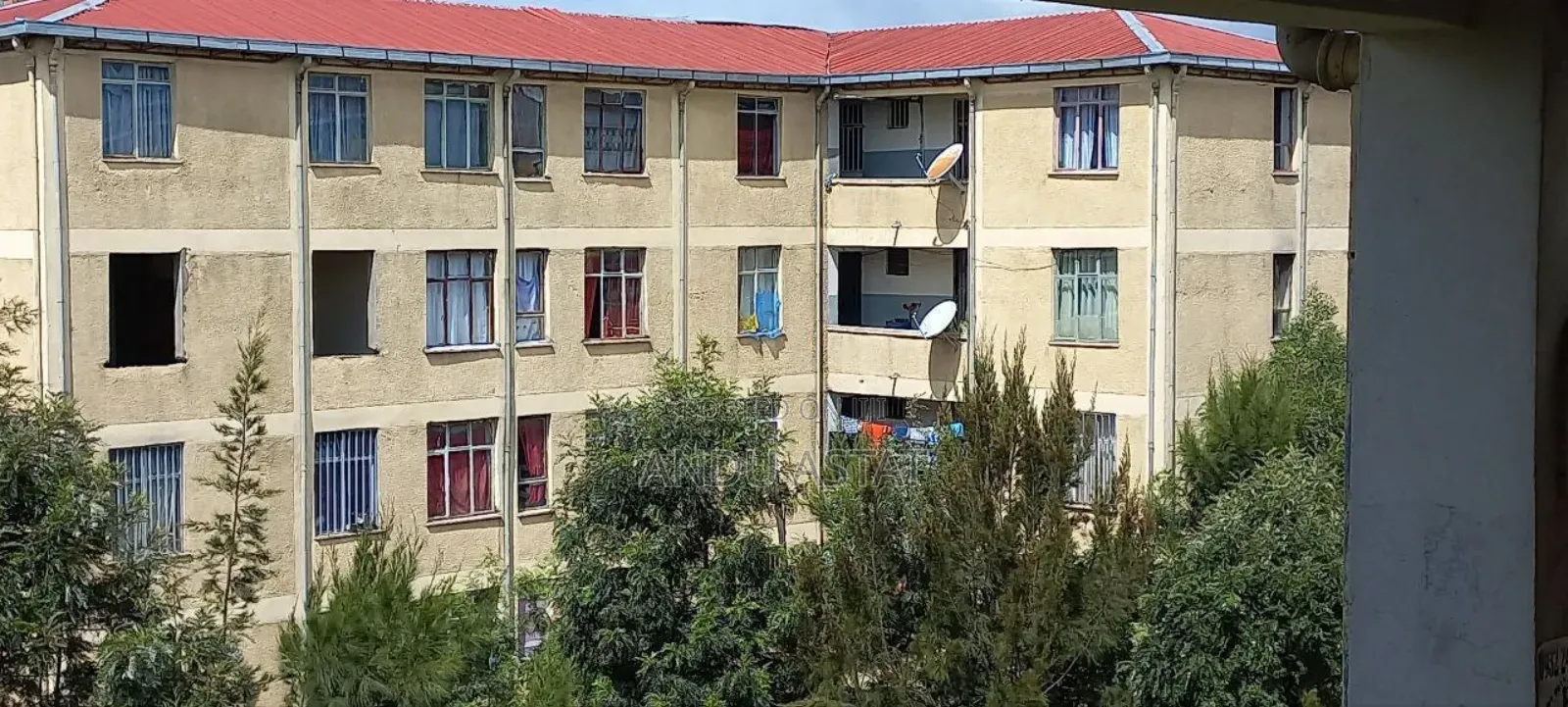 Furnished 2bdrm Apartment in Condominium, Yeka for sale
