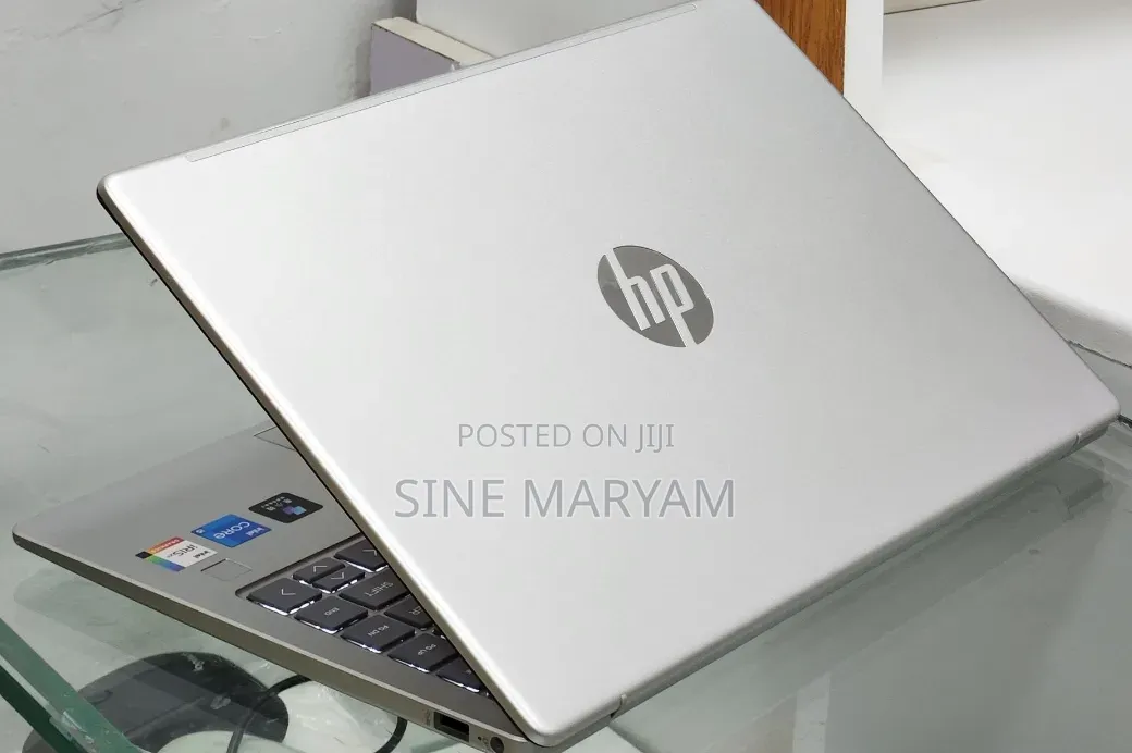 New Laptop HP Pavilion 14 8GB Intel Core i5 SSD 512GB