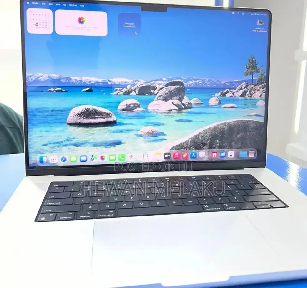New Laptop Apple MacBook Pro M1 16GB Apple M1 Pro SSD 512GB