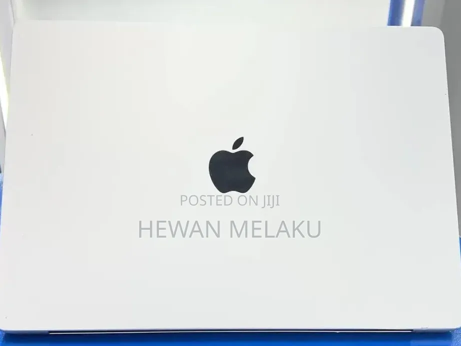 New Laptop Apple MacBook Pro M1 16GB Apple M1 Pro SSD 512GB