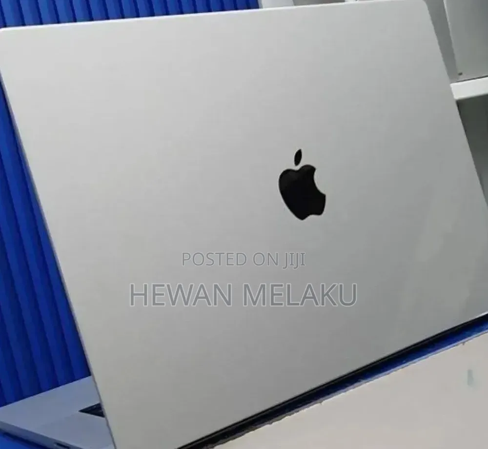New Laptop Apple MacBook Pro M1 16GB Apple M1 Pro SSD 512GB