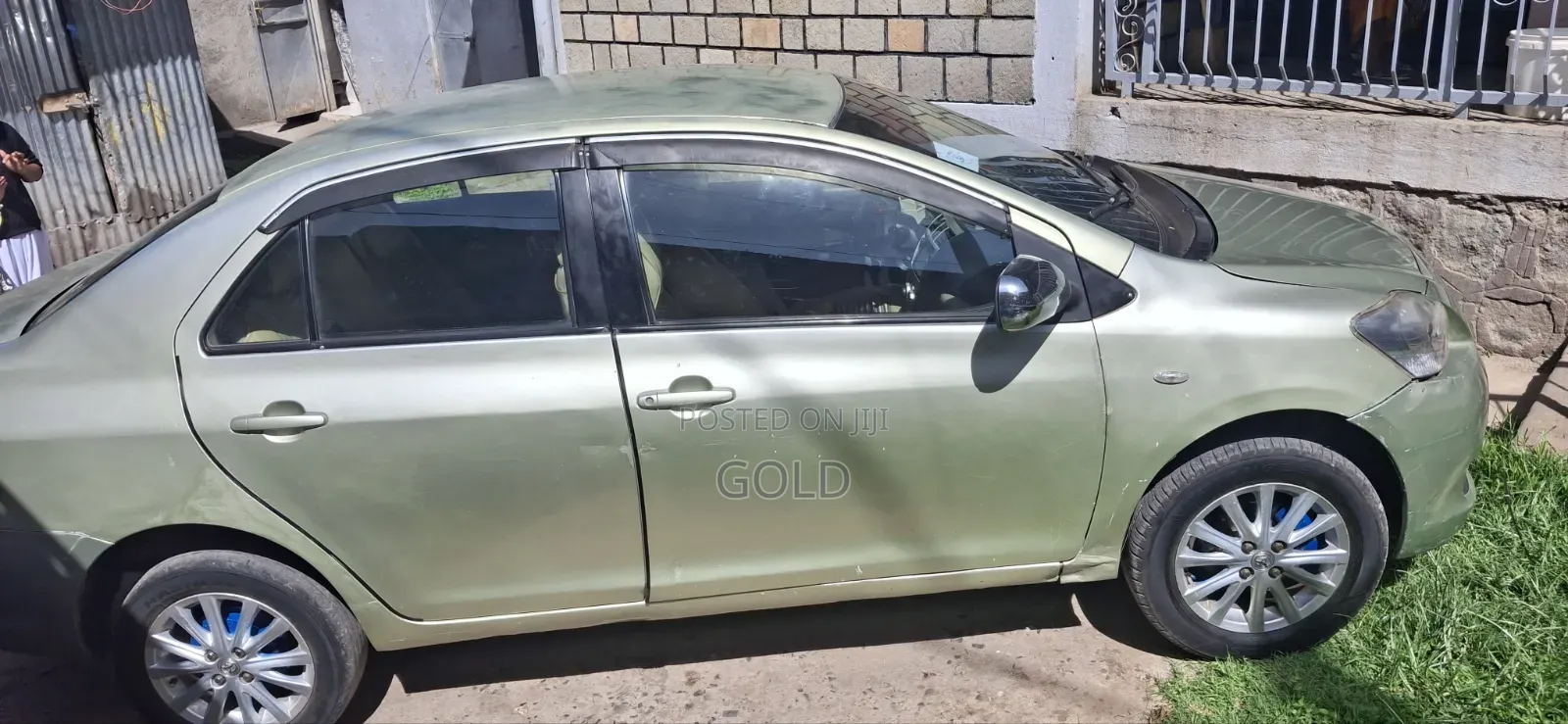 Toyota Yaris 1.3 2006 Gold