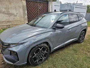 Hyundai Tucson 2021 Green