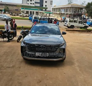 Hyundai Tucson 2021 Green
