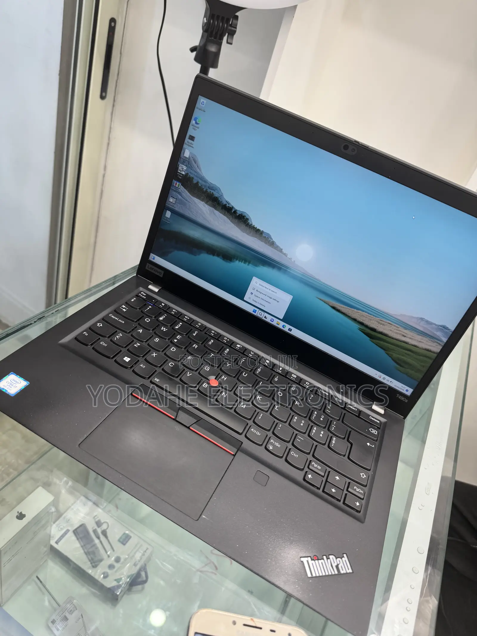 New Laptop Lenovo ThinkPad T490s 16GB Intel Core i7 SSD 512GB