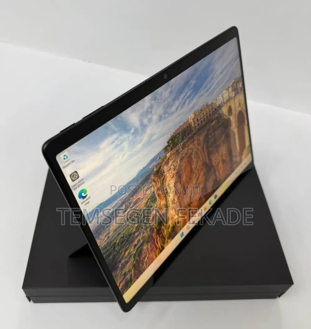 New Microsoft Surface Pro 11th Edition, a Copilot+ PC 16GB SSD 512GB