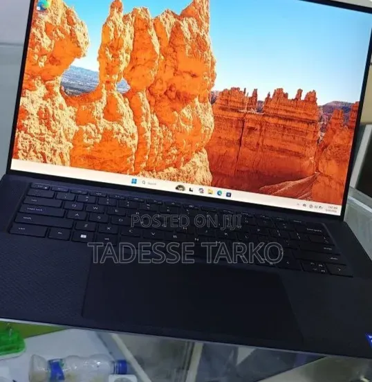 New Laptop Dell Precision 5560 16GB Intel Core i7 SSD 512GB
