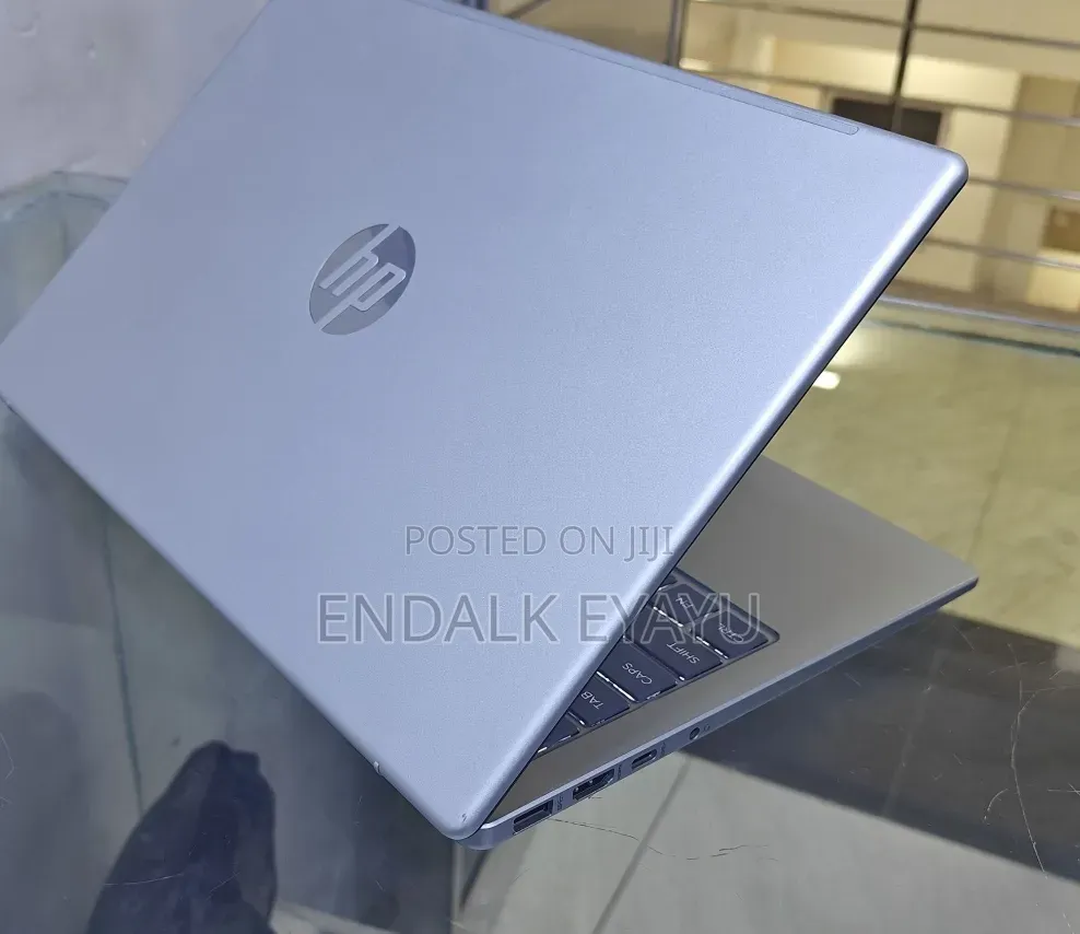 New Laptop HP 16GB Intel Core i5 SSD 512GB