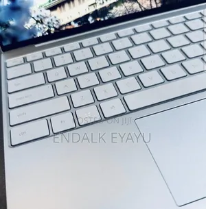 New Laptop Dell XPS 13 8GB Intel Core i5 SSD 256GB