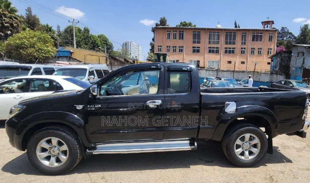 Toyota Hilux 2008 Black