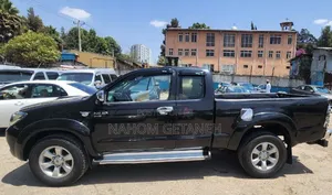 Toyota Hilux 2008 Black