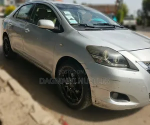 Toyota Yaris 1.3 VVT-i Automatic 2007 Silver