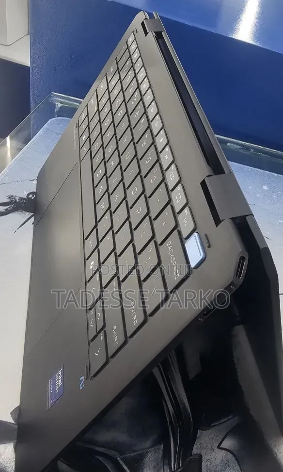 New HP OmniBook Ultra Flip 14" 16GB Intel Core Ultra 7 HDD+SSD 1T