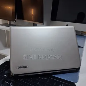 Laptop Toshiba Satellite C55 4GB Intel Core i5 SSD 320GB