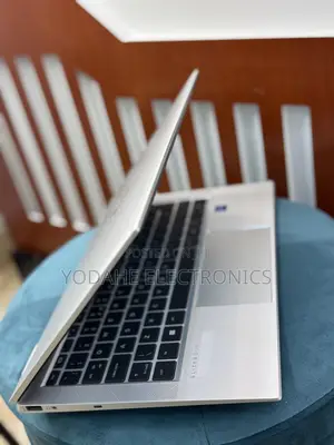 New Laptop HP EliteBook x360 1030 G8 16GB Intel Core i7 SSD 512GB