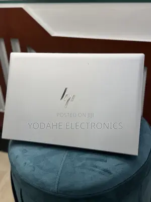 New Laptop HP EliteBook 830 G8 16GB Intel Core i5 SSD 512GB