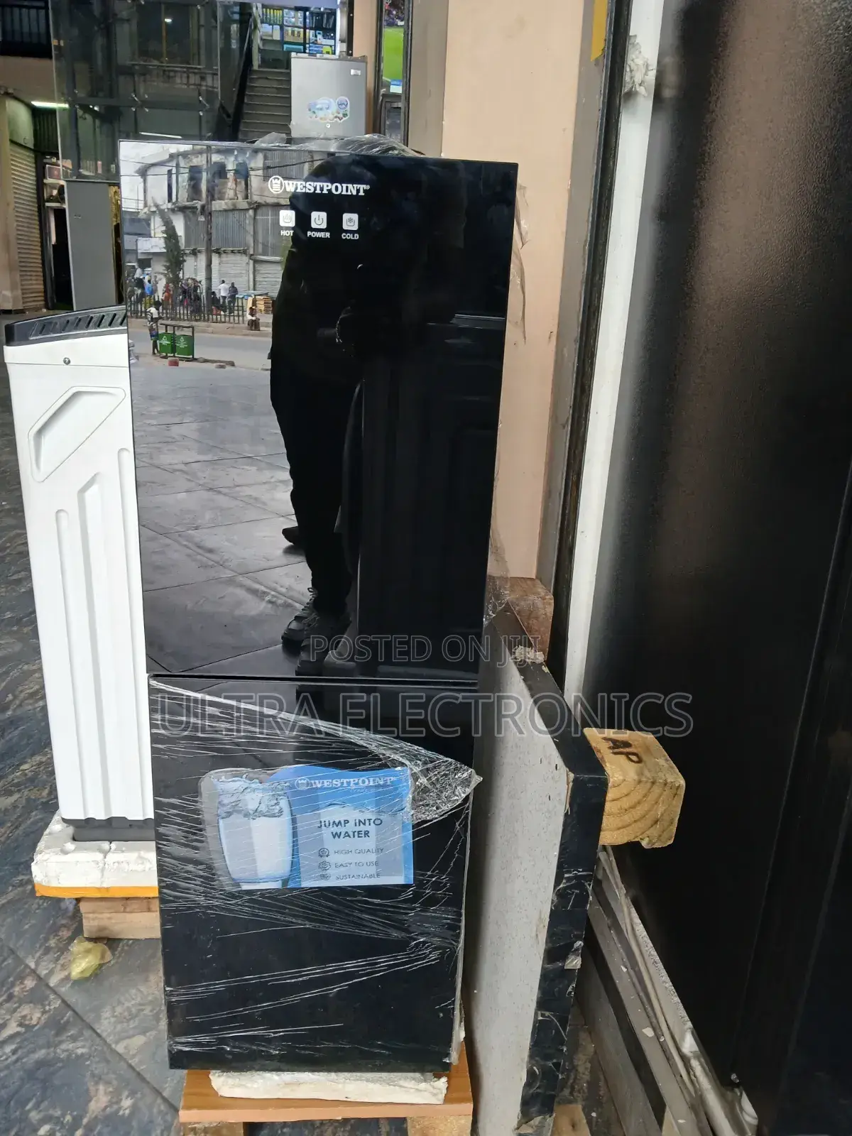 Westpoint Water Dispenser Featuring a Black Glass Front Panel With Hot