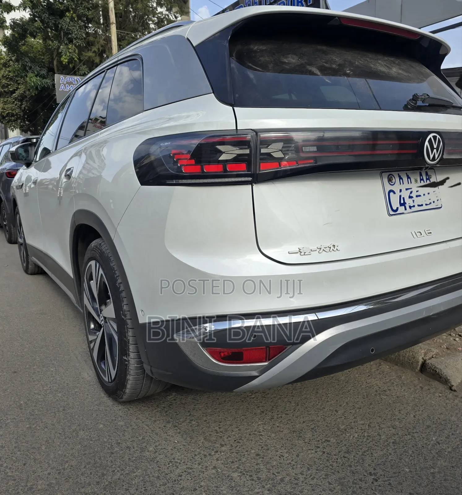 Volkswagen ID.6 2022 White