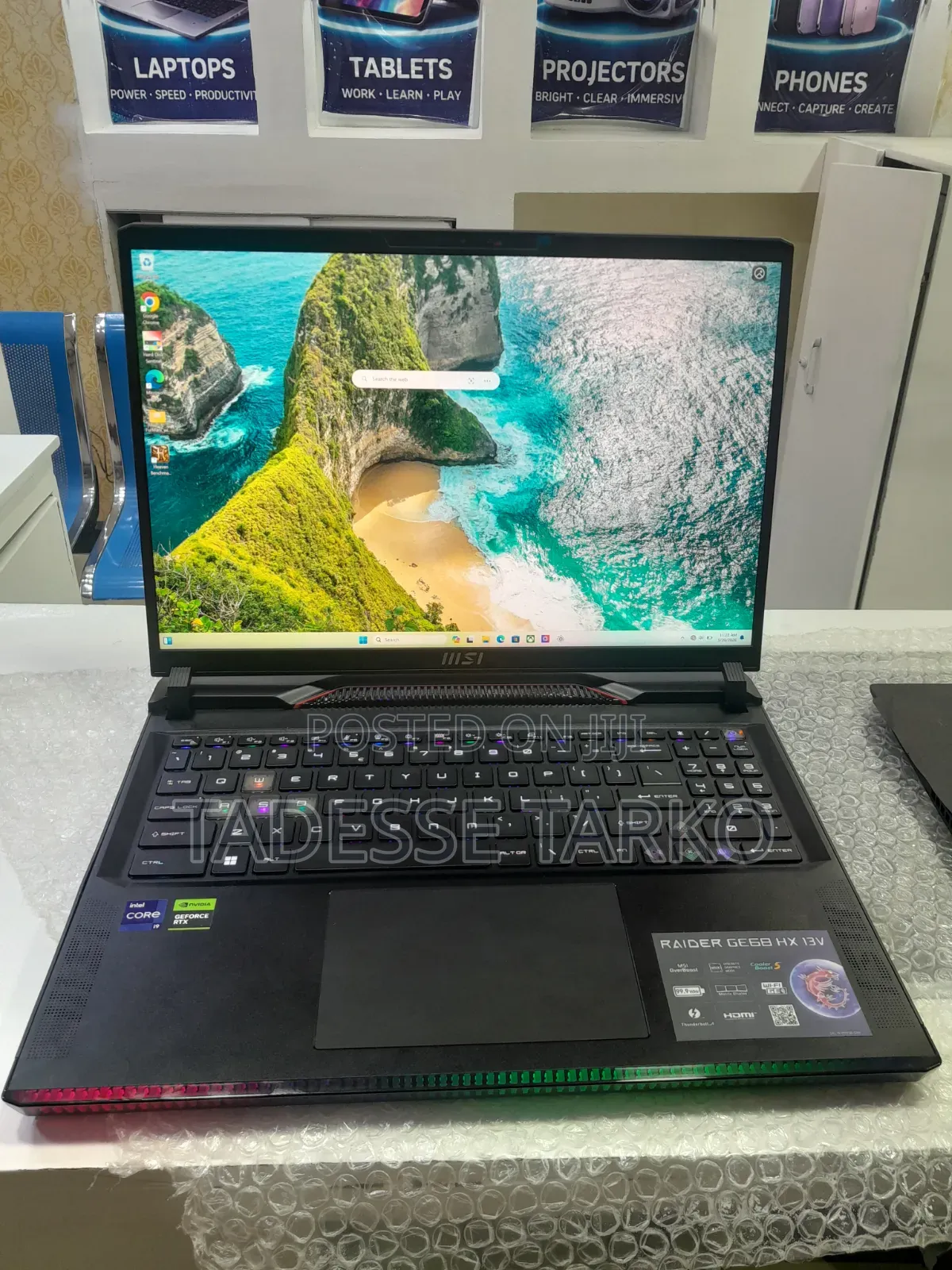 New Laptop MSI Raider GE78 32GB Intel Core i9 SSD 1T
