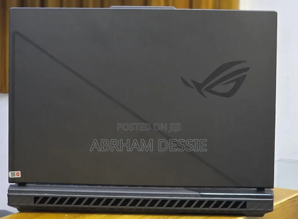 New Laptop Asus ROG Strix G15 16GB Intel Core i7 SSD 1T