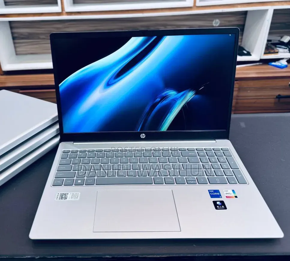 New Laptop HP Stream Notebook 16GB Intel Core i5 SSD 1T