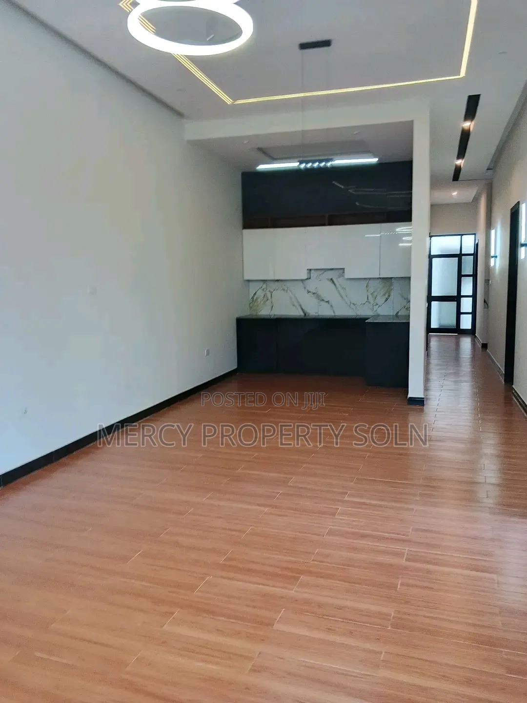 5bdrm House in Bole for sale
