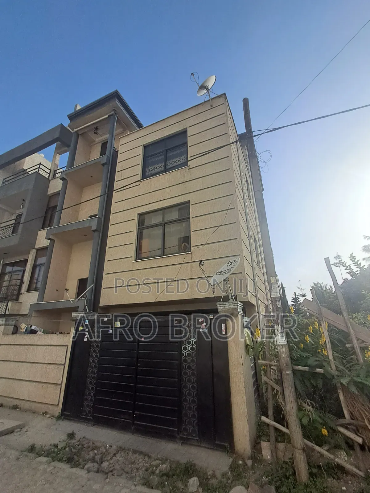 5bdrm House in Kality, Akaky Kaliti for sale