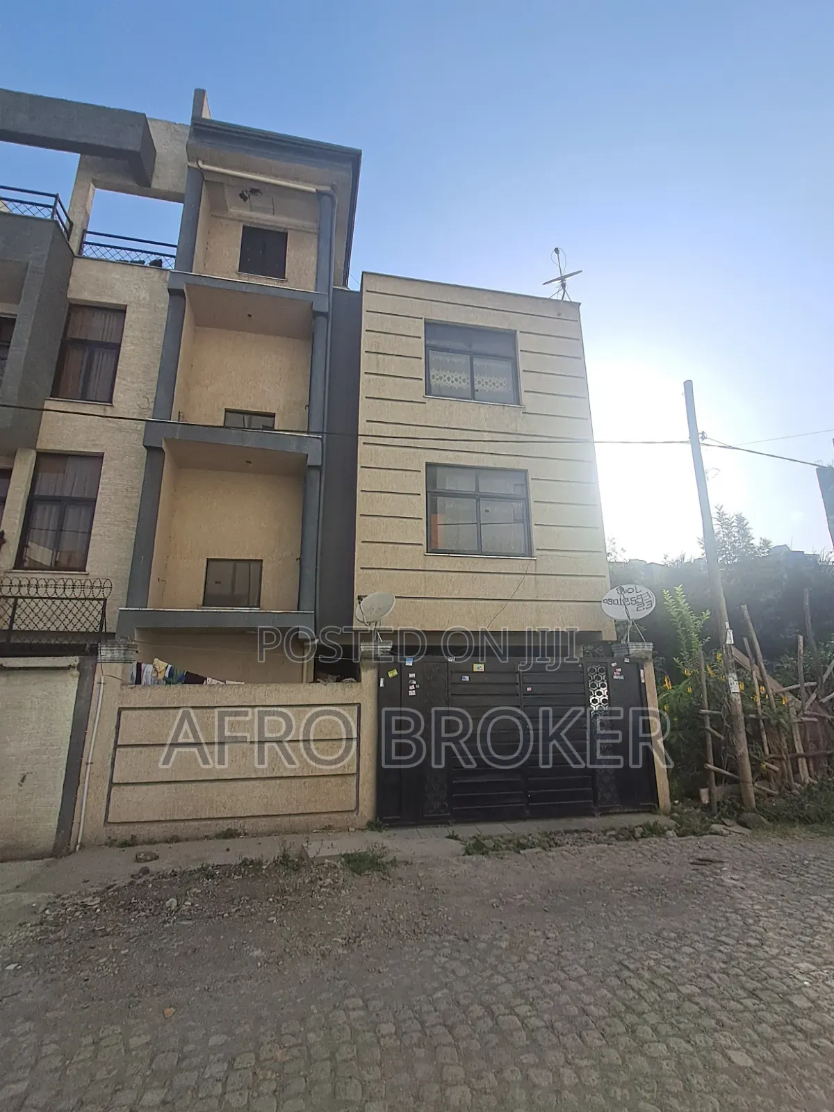 5bdrm House in Kality, Akaky Kaliti for sale