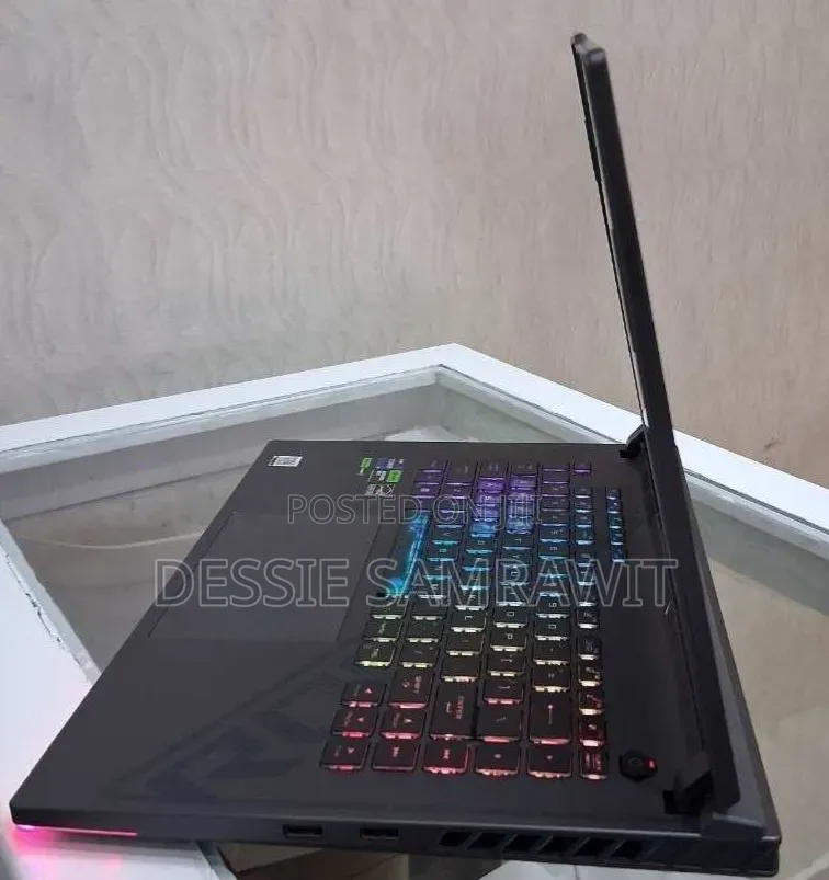 New Laptop Asus ROG Strix G15 24GB Intel Core i9 SSD 1T